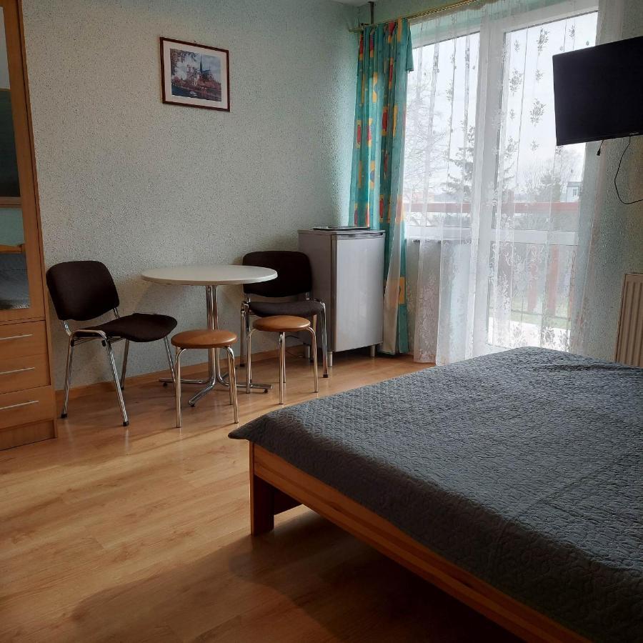 Pogodna 3B Hotel Миелно Екстериор снимка