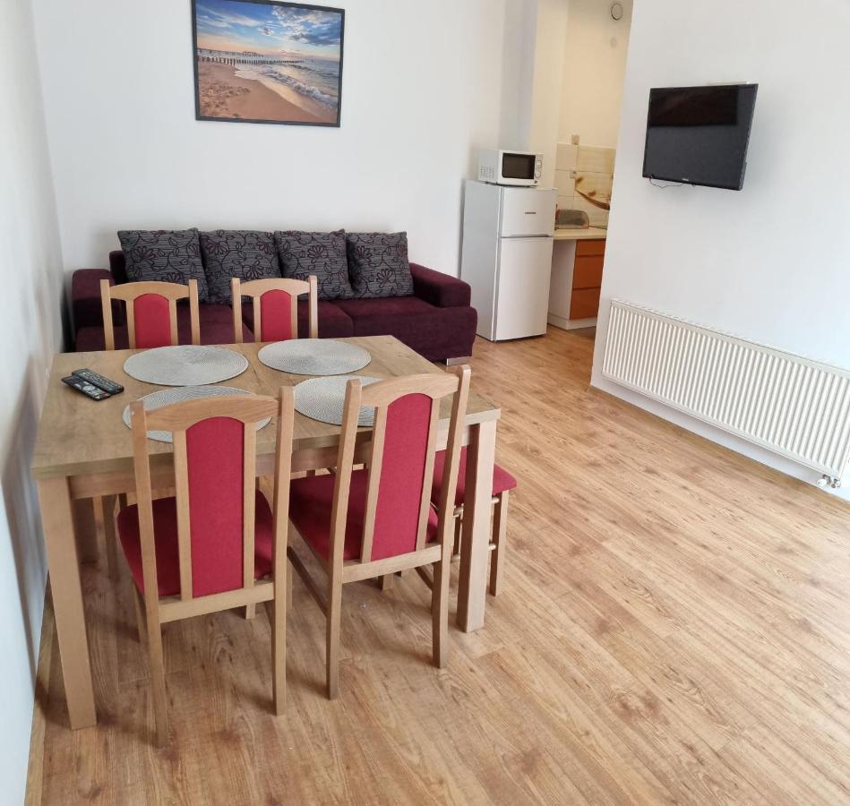 Pogodna 3B Hotel Миелно Екстериор снимка