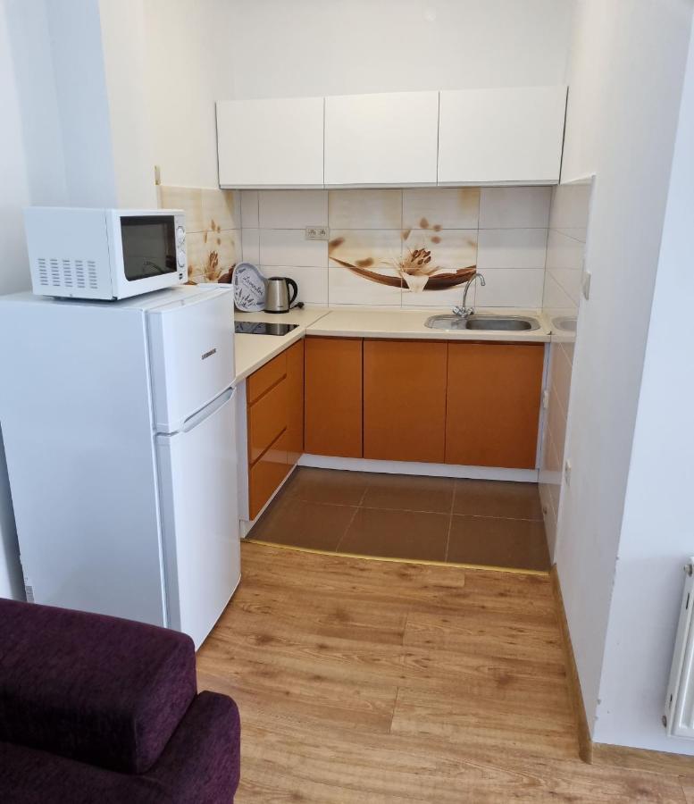 Pogodna 3B Hotel Миелно Екстериор снимка