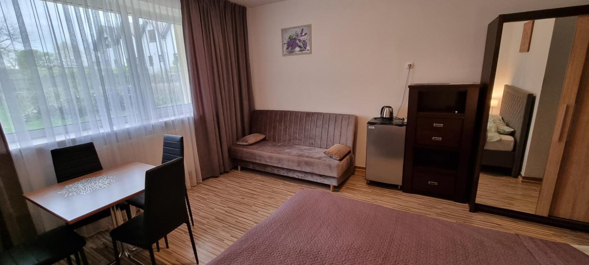 Pogodna 3B Hotel Миелно Екстериор снимка