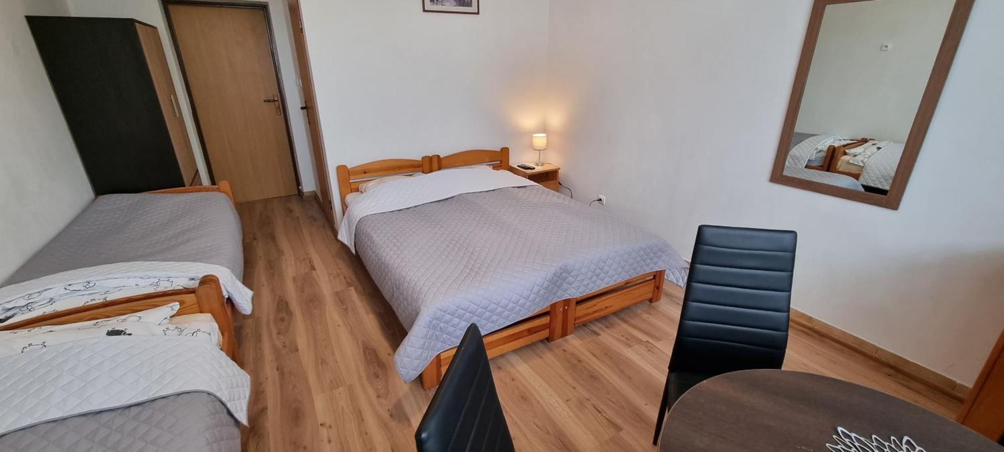 Pogodna 3B Hotel Миелно Екстериор снимка