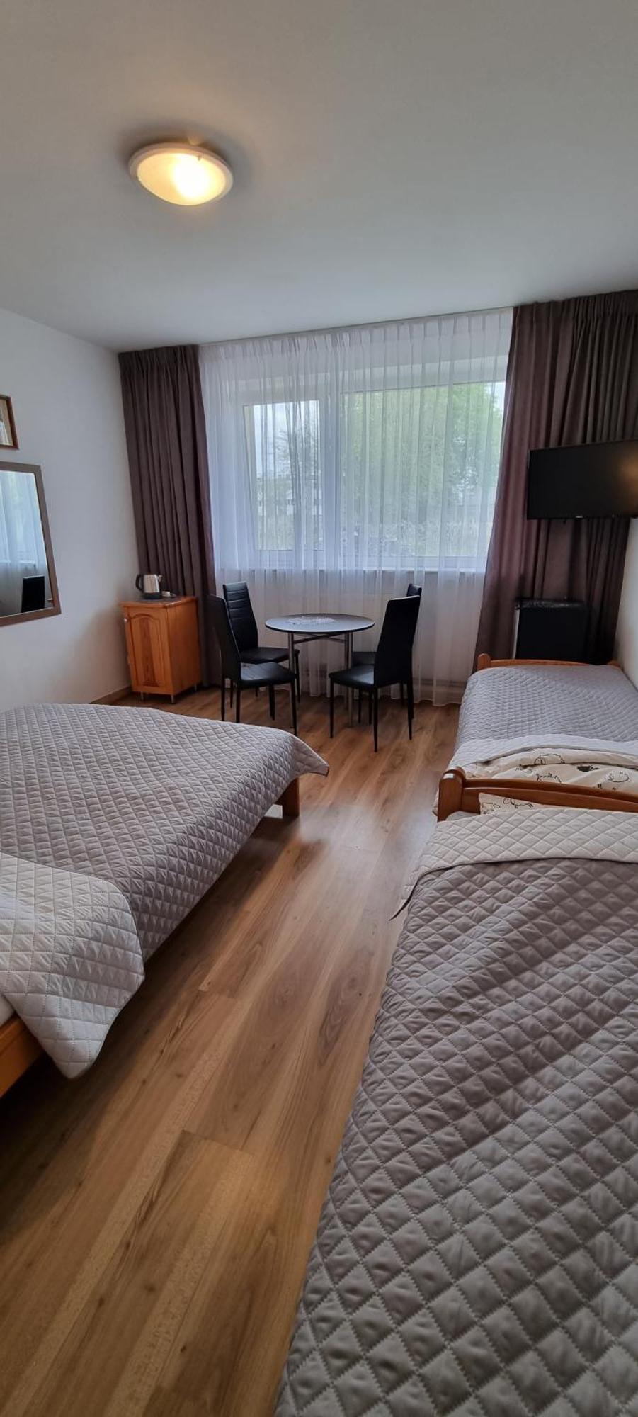 Pogodna 3B Hotel Миелно Екстериор снимка